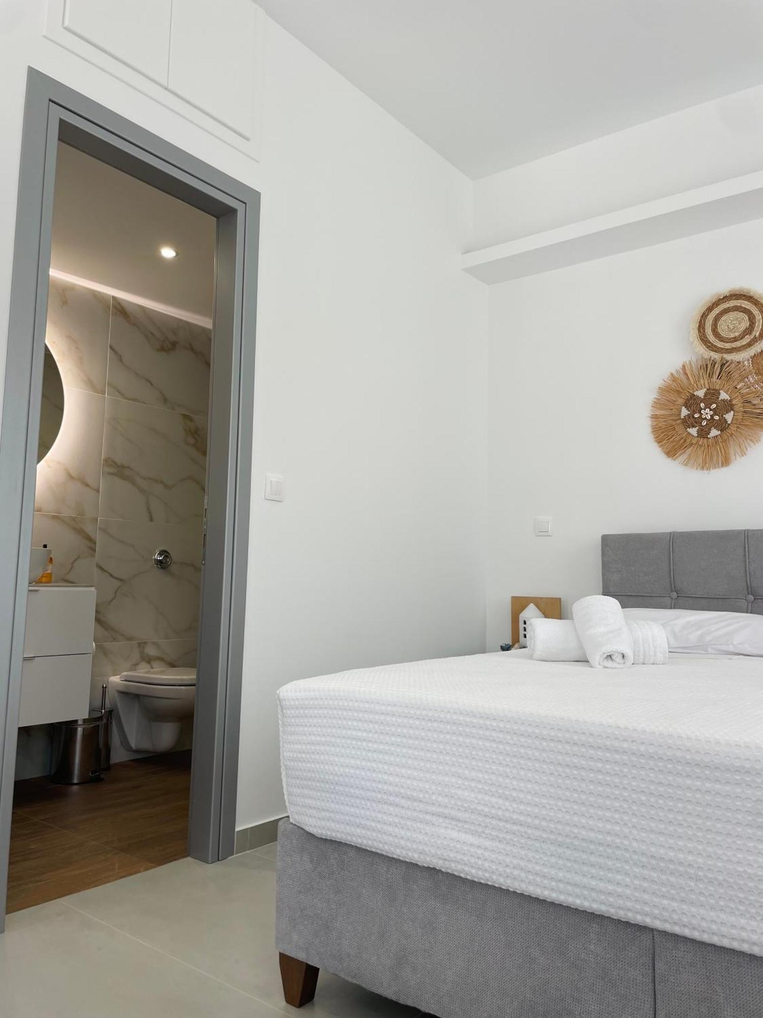 Kyma Luxury Suite Κιάτο Εξωτερικό φωτογραφία
